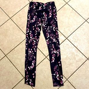 Women’s Gaiam leggings, floral, pattern, size extra small